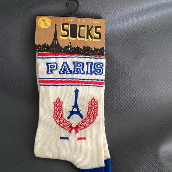 New NWTParis France Eiffel Tower Socks - Picture 1 of 2